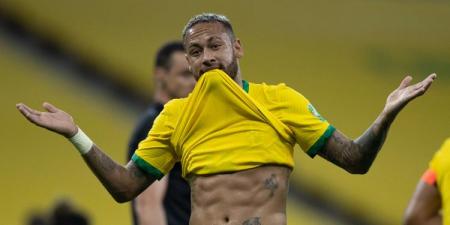 Patricia Pillar critica Neymar e jogador rebate: 